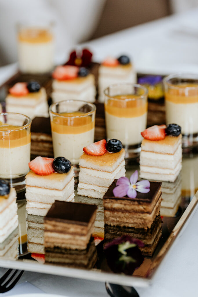 desert tijdens bruiloft